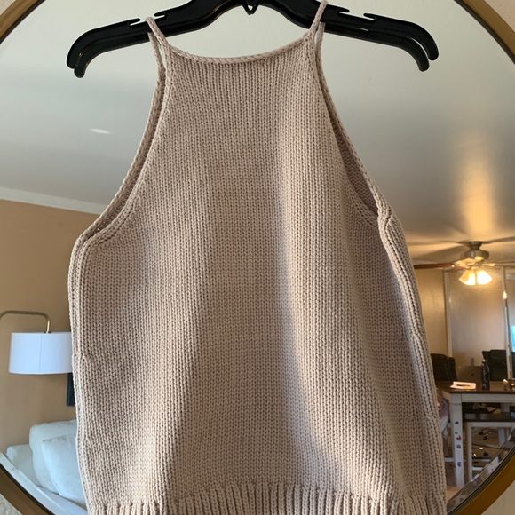 Banana Republic knit tank top - Picture 3 of 3
